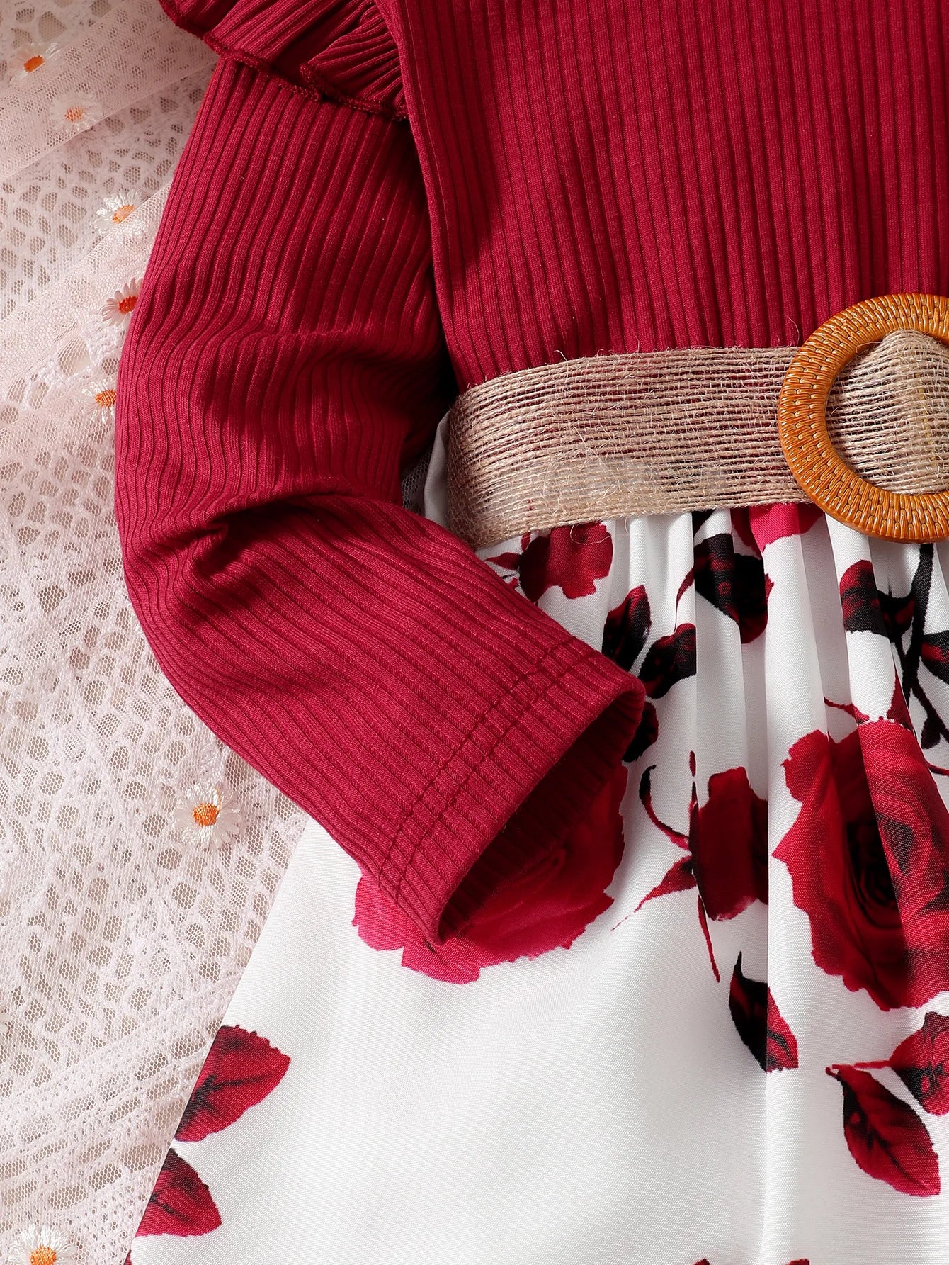 "Vestido Rojo para Niñas: Fiesta y Moda